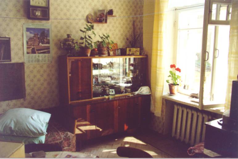 EDAS – Design Kommunalka Kommunalka Living in St. Petersburg